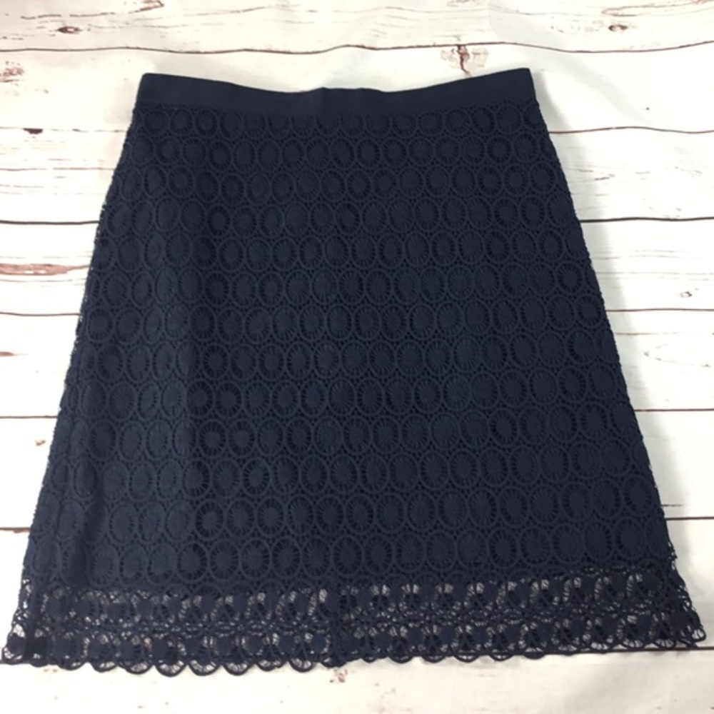 LOFT, Navy Blue Skirt W/Overlay. Size 8.‎